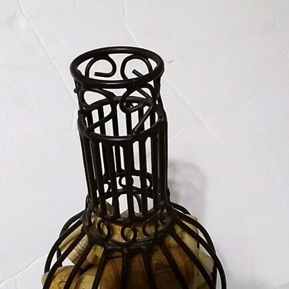 Metal Cork Holder - Picture 4 of 12
